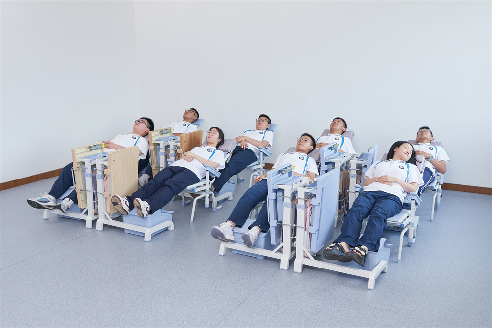 school desks and chairs